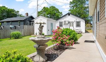 882 Point Judith Rd, Narragansett, RI 02882