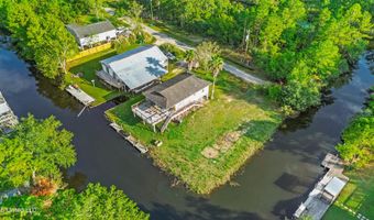 5044 Hawk St, Bay St. Louis, MS 39520