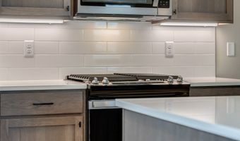 650 NW 28TH St, Battle Ground, WA 98604