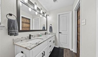 209 Bridgewater Dr, Barling, AR 72923