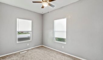 318 W Olive St, Aurora, MO 65605