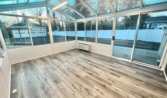 4816 DODSON Dr, Annandale, VA 22003