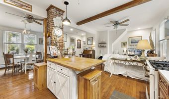 210 N BEACH Ave, Beach Haven, NJ 08008
