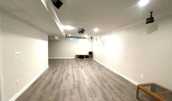 1692 Scio Ridge Rd, Ann Arbor, MI 48103