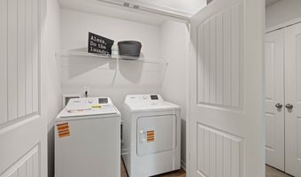 5989 SKYLAR Dr, Atlanta, GA 30336