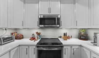 21805 EXPRESS Ter, Ashburn, VA 20147