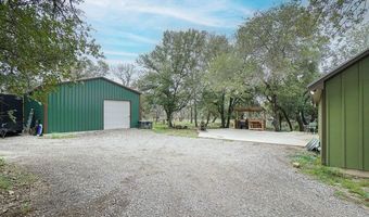 719 Falling Leaves, Adkins, TX 78101