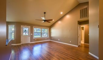 8 Oak Meadow Cv, Batesville, AR 72501