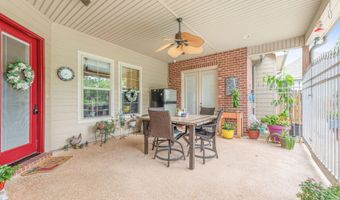 2073-2075 Main Hwy, Arnaudville, LA 70512