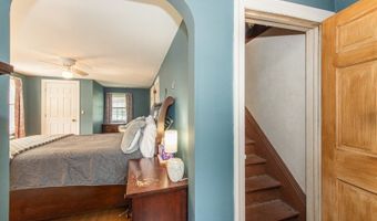 112 Main St, Bayonne, NJ 07035