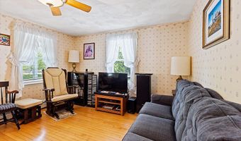 73 Eastern Ave, Augusta, ME 04330