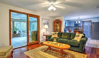 55 Whisper Ln, North Kingstown, RI 02852