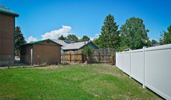 38 A N Woodard Ave, Absarokee, MT 59001