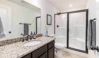 2759 Bristol Ridge Dr, Ann Arbor, MI 48105