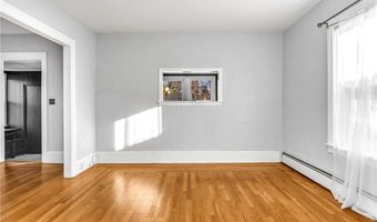 12 Lookout Ave, North Providence, RI 02911