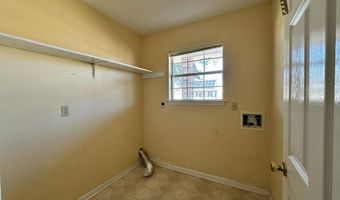 4406 Fourchon Dr, Baker, LA 70714