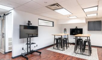 100 W Beaver Creek Boulevard Unit 200 Executive Suites 200, Executive Suites, Avon, CO 81620