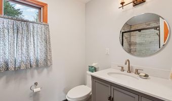 8 COATES Rd, Allentown, NJ 08501