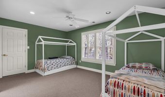 26 Bruns Rd, Allenhurst, NJ 07711