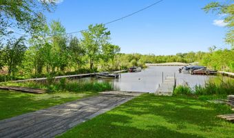 26427 W Prospect Ave, Antioch, IL 60002
