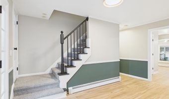 1316 MONTCLAIRE Ct, Appleton, WI 54915