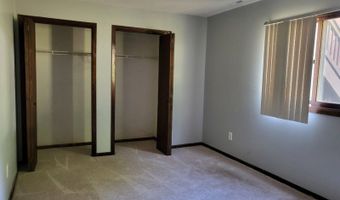 1 Red Lodge Dr 5, Alloway, NJ 07462