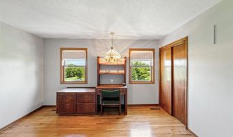 1404 Nile Kinnick Dr S, Adel, IA 50003