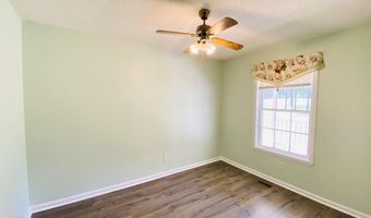 427 Muscadine Trl, Baskerville, VA 23915
