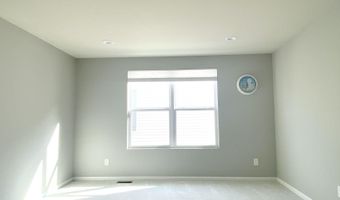 2835 Dillon Dr, Ann Arbor, MI 48105