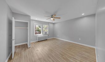 1614 R St SE, Washington, DC 20020