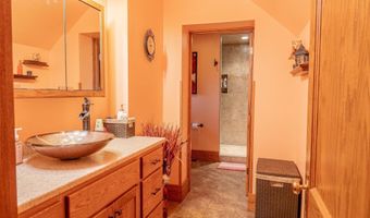 11709 130th St, Ackley, IA 50601