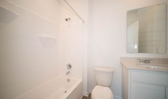 8094 Wesleyan Dr, Avon, IN 46123
