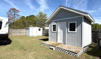 1405 Pebblewood Dr, Adel, GA 31620
