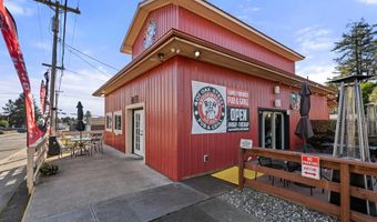 401 OAK St, Brookings, OR 97415