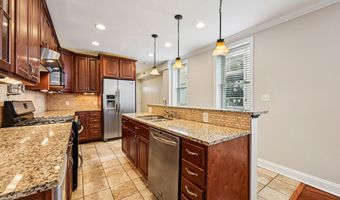 820 S HIGHLAND Ave, Baltimore, MD 21224