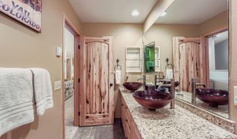 137 Benchmark Rd 520, Avon, CO 81620