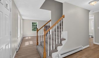 18 Ladd Rd, Brentwood, NH 03833
