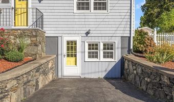 1 Adelaide Ave 1, Bristol, RI 02809