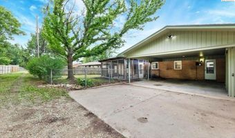 1916 N Meadowlake Dr, Augusta, KS 67010