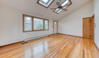 2 Doubleday Rd, Columbia, CT 06237