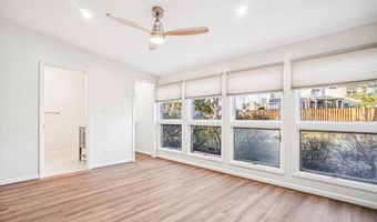 6022 VALLEY VIEW Dr, Alexandria, VA 22310