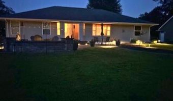 3167 LAKEVIEW Dr, Suamico, WI 54173