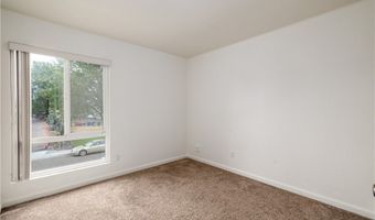 2536 White Oak Pl 2, Escondido, CA 92027
