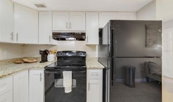 910 LAKE DESTINY Rd H, Altamonte Springs, FL 32714
