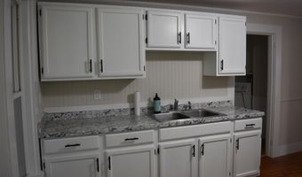 30-32 Main St, Bennington, NH 03442