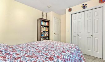348 Deerfield Rd, Allenstown, NH 03275