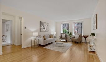 3050 S BUCHANAN St S A2, Arlington, VA 22206