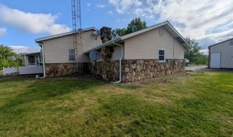 399 E Wilson Rd, Bloomfield, IN 47424