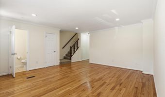 6124 OLD BRENTFORD Ct, Alexandria, VA 22310