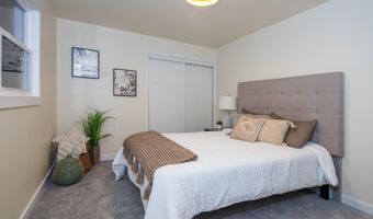 5905 Malabar Ln, Madison, WI 53711